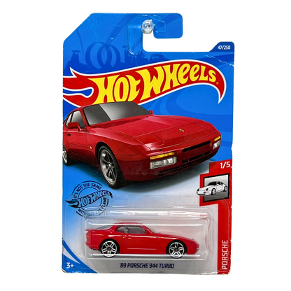 Hot Wheels 1989 Porsche 944 Turbo 1:64 Diecast Red