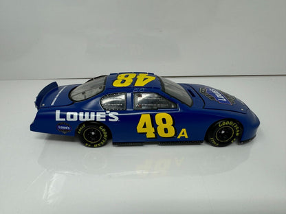 Action Nascar Elite #48 Jimmie Johnson Lowe's Test Car Crew Chief 1:24 Diecast