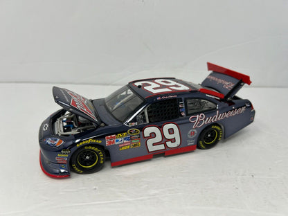 Lionel Nascar #29 Kevin Harvick Budweiser 2011 Impala Color Chrome 1:24 Diecast