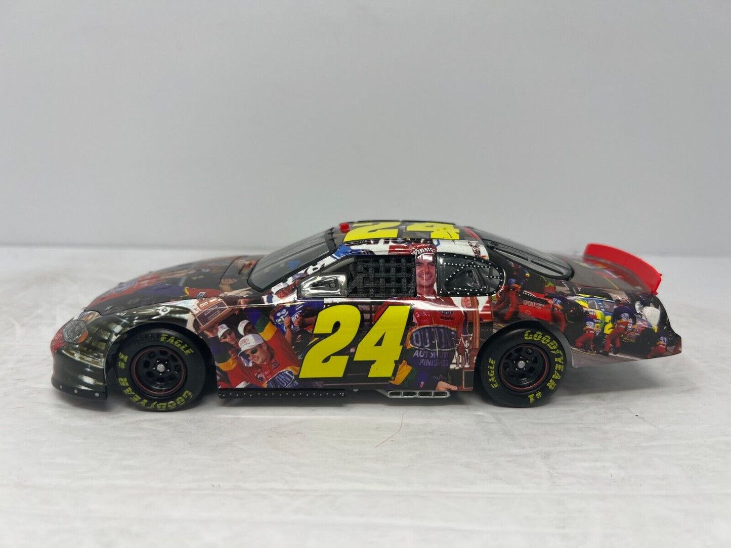 Action Nascar #24 Jeff Gordon Milestones 3 Time Daytona Winner 1:24 Diecast