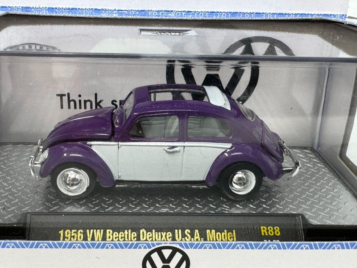 M2 Machines 1956 Volkswagen Beetle Deluxe U.S.A. Model 1:64 Diecast