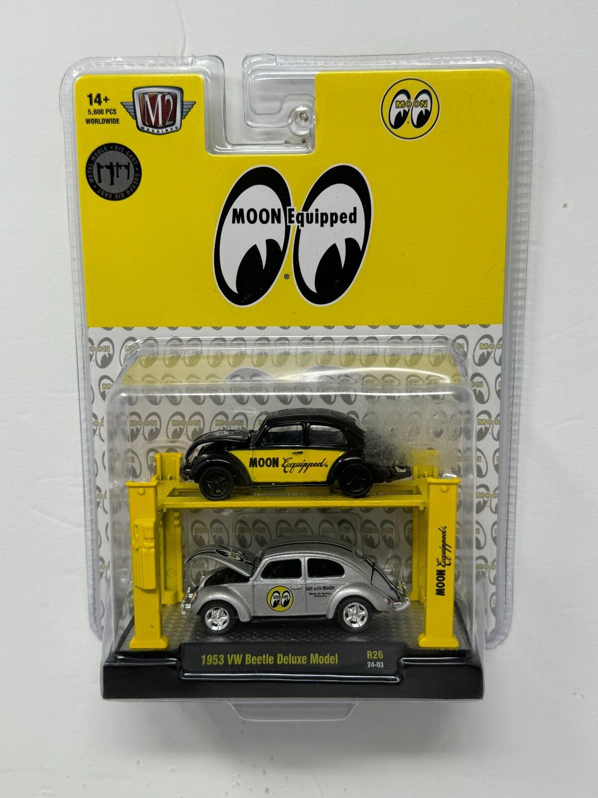 M2 Machines Auto-Lift Moon Equipped 1953 Volkswagen Beetle Deluxe 1:64 Diecast