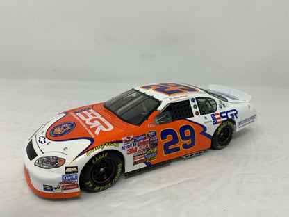 Action Nascar #29 Kevin Harvick ESGR Coast Guard 2004 Chevrolet 1:24 Diecast