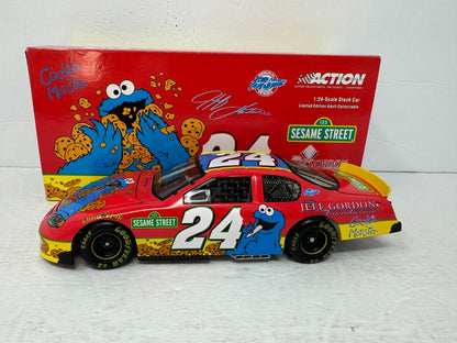 Action Nascar #24 Jeff Gordon Foundation Sesame Street 2003 Chevy 1:24 Diecast