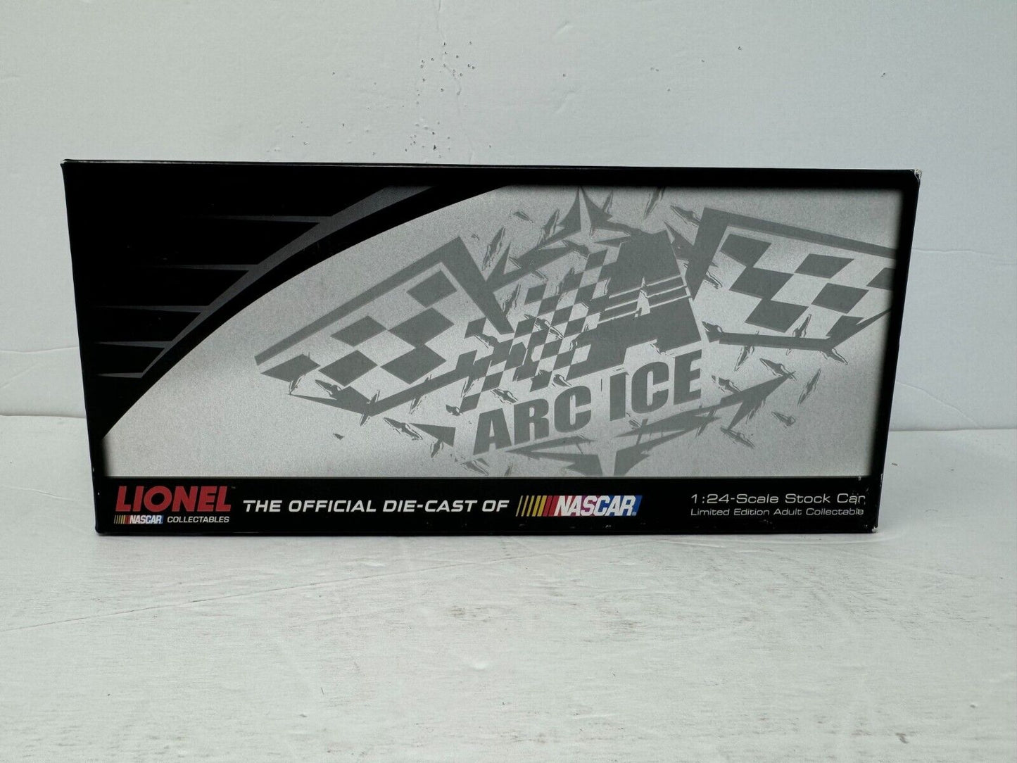 Lionel Nascar #24 Jeff Gordon Dupont Ice 2011 Chevy Impala 1:24 Diecast