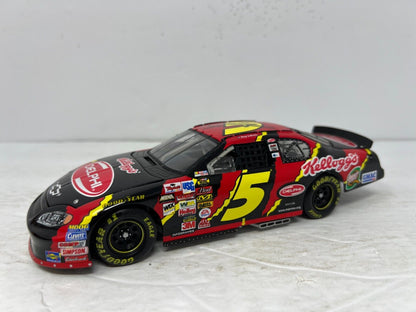 Action Nascar #5 Terry Labonte Kellogg's Delphi 1:24 Diecast Track Signature