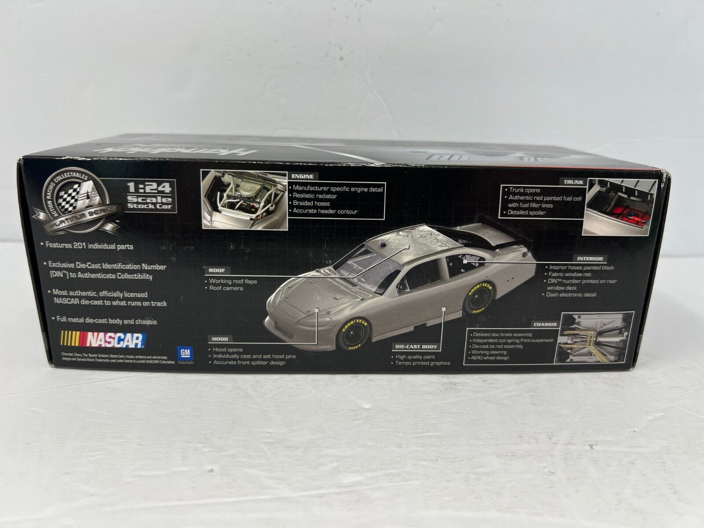 Lionel Nascar #88 Dale Earnhardt Jr. National Guard Flashcoat 1:24 Diecast