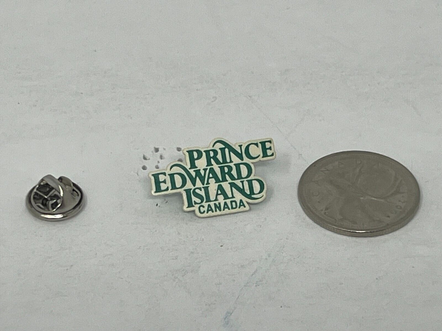 Prince Edward Island PEI Souvenir Cities & States Lapel Pin SP4 V8