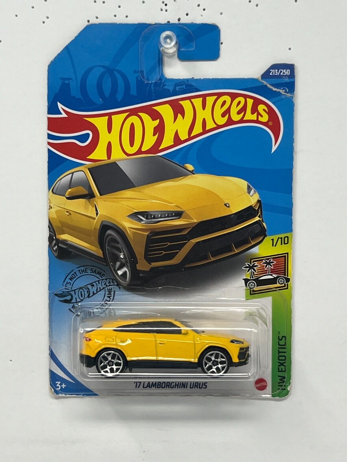 Hot Wheels Factory Fresh 2017 Lamborghini Urus 1:64 Diecast Yellow V2