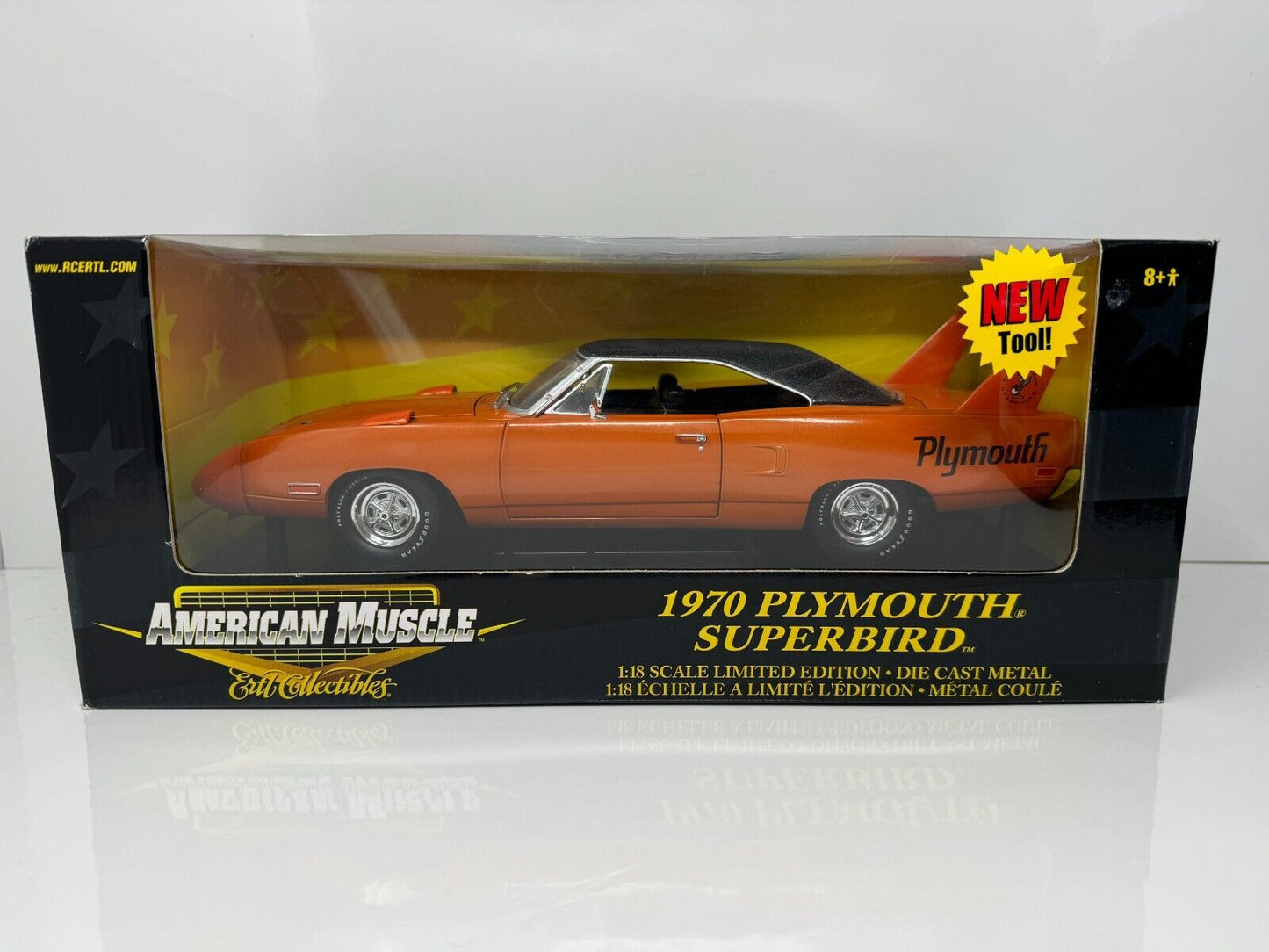 Ertl American Muscle 1970 Plymouth Superbird 1:18 Diecast Orange