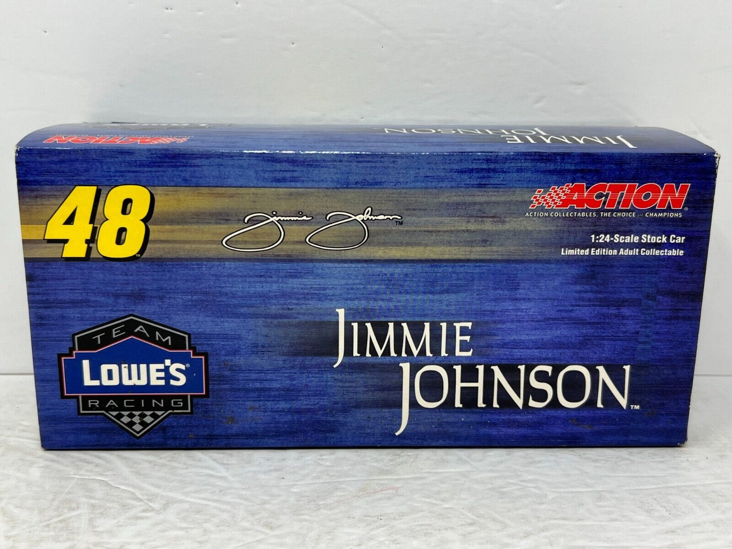 Action Nascar #48 Jimmie Johnson Lowe's GM Dealers 2004 Monte Carlo 1:24 Diecast
