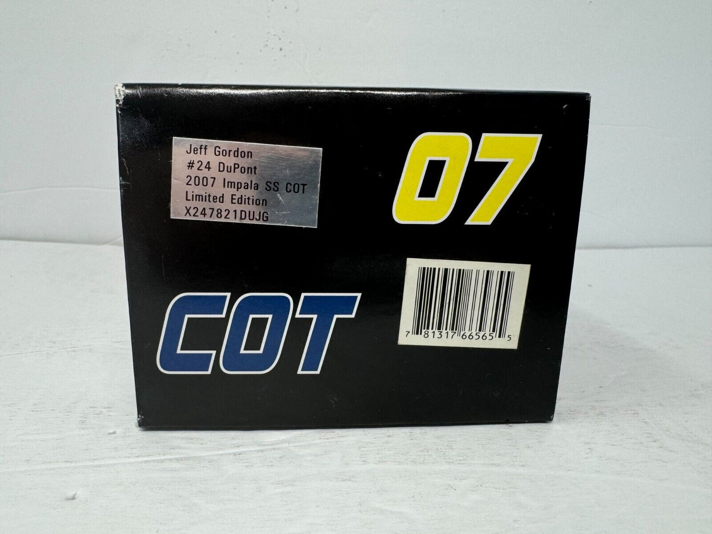 Motorsports Authentics #24 Jeff Gordon DuPont 2007 Impala SS COT 1:24 Diecast