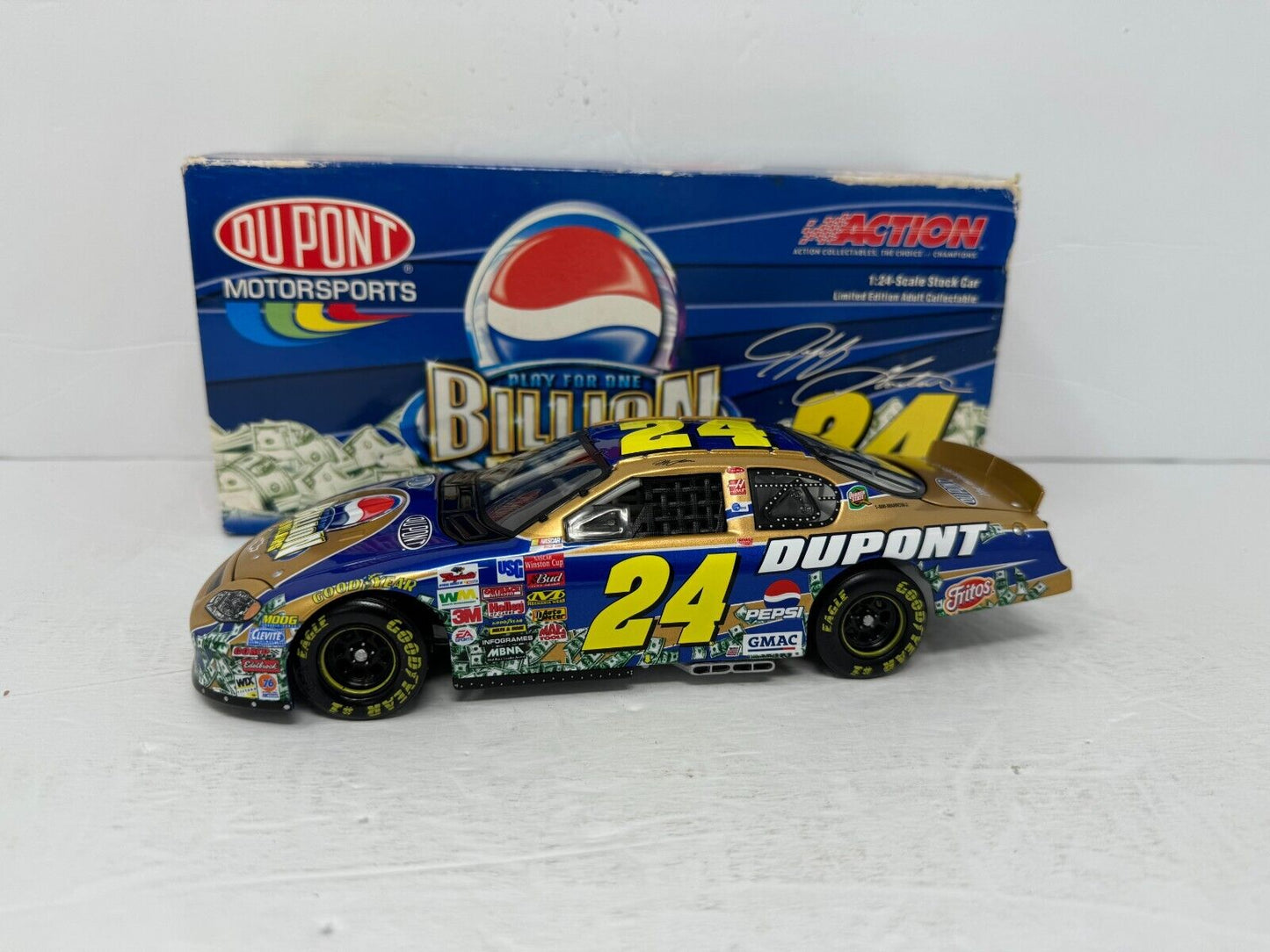 Action Nascar #24 Jeff Gordon Pepsi Billion Dollar Monte Carlo 1:24 Diecast