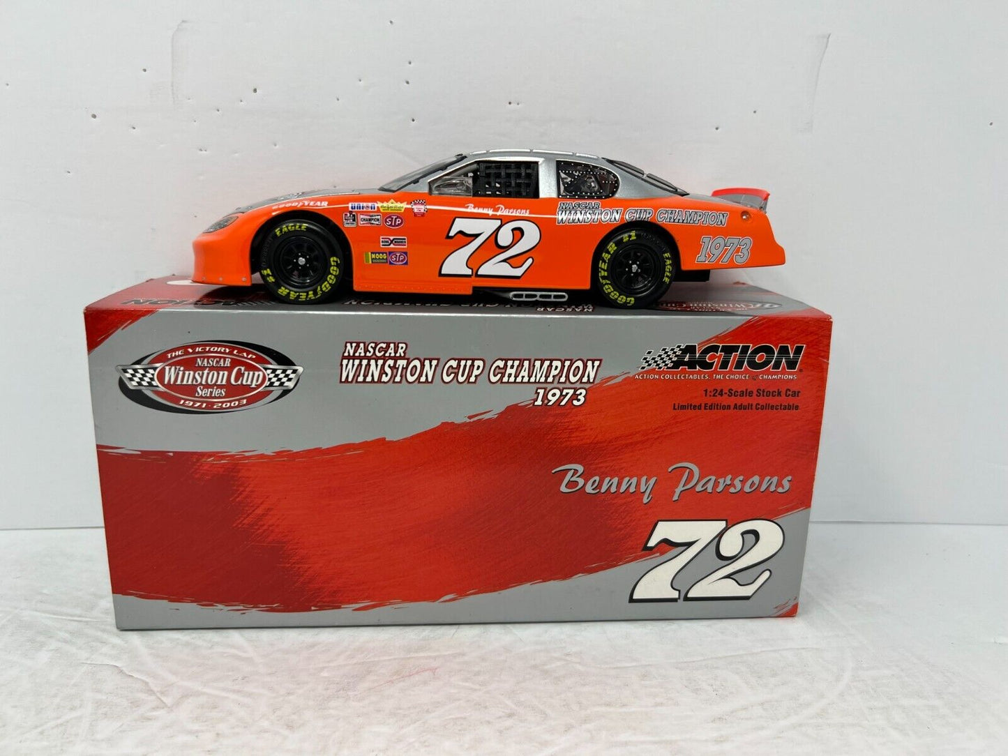 Action Nascar Benny Parsons Victory Lap 1973 Champion GM Dealers 1:24 Diecast