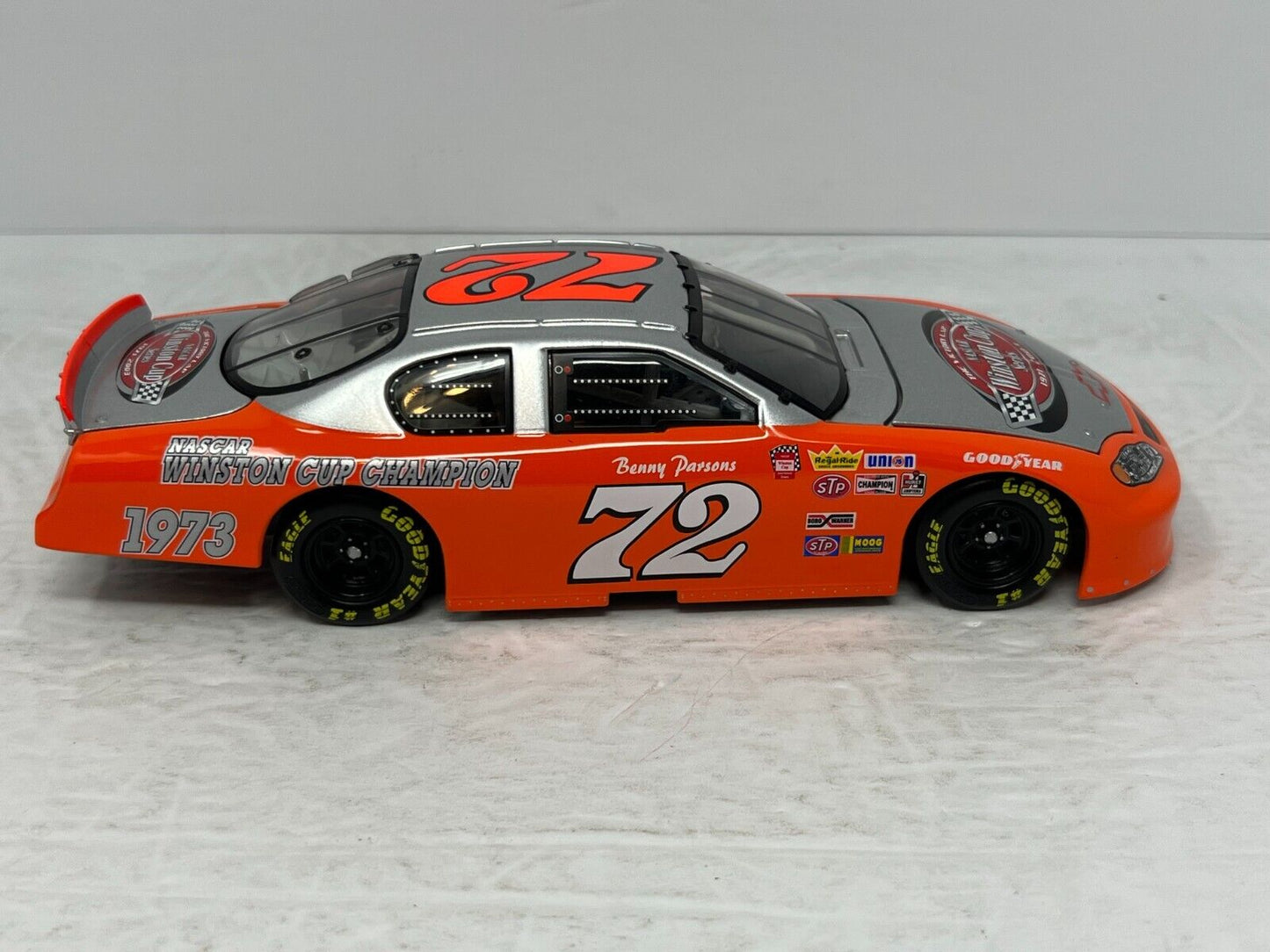 Action Nascar Benny Parsons Victory Lap 1973 Champion GM Dealers 1:24 Diecast