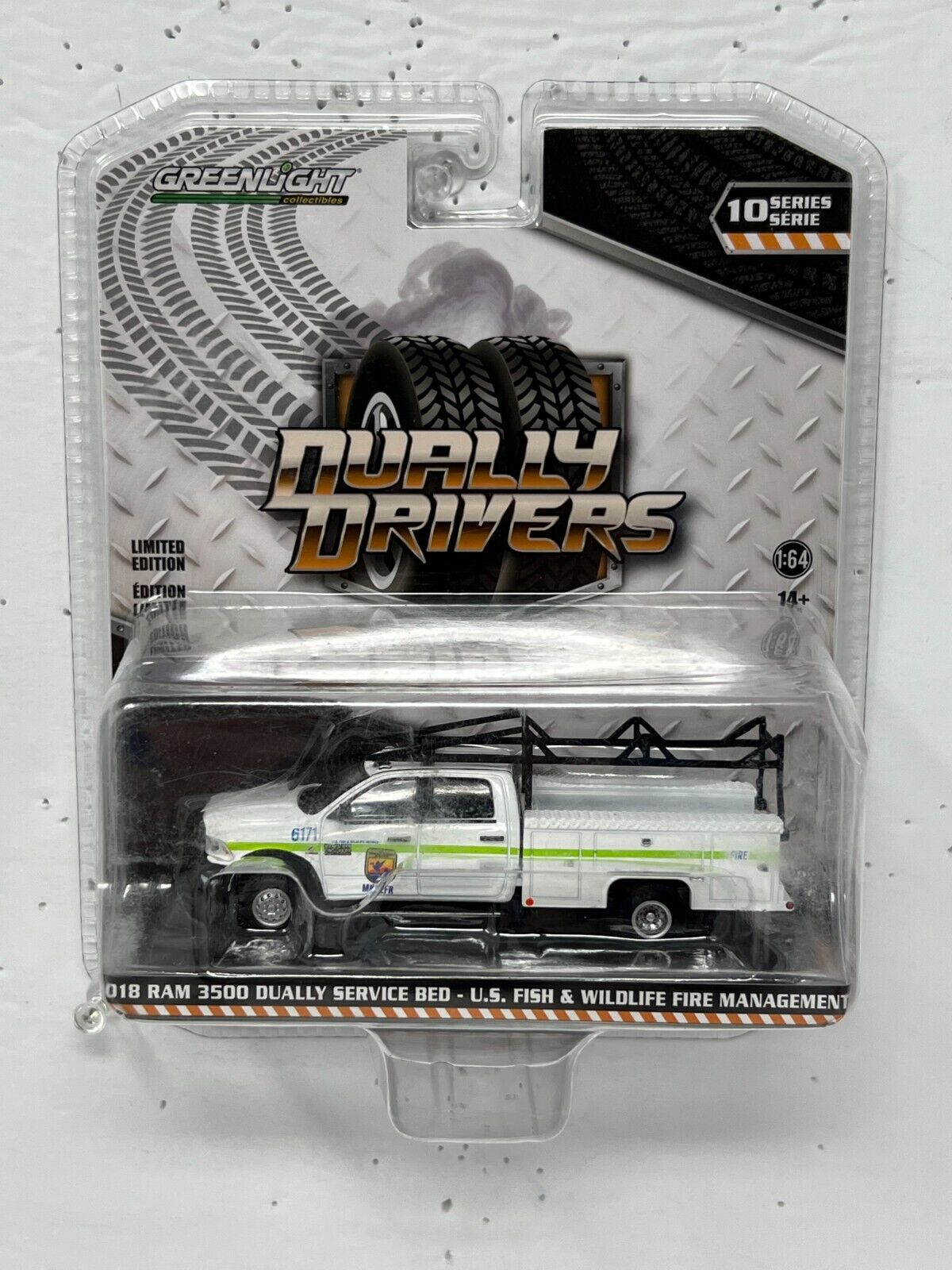 Greenlight Dually Drivers 2018 Ram 3500 Dually Service Bed 1:64 Diecast