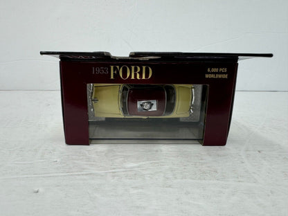 M2 Machines 1953 Ford Crestline Victoria 1:64 Diecast