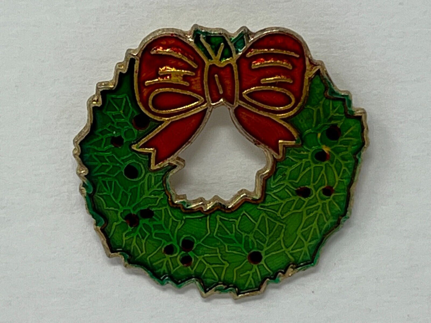 Christmas Wreath Lapel Pin