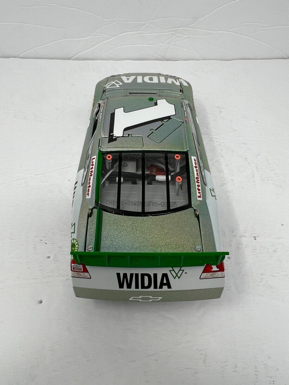 Lionel Nascar #1 Jamie McMurray WIDIA 2011 Chevy Impala Flashcoat 1:24 Diecast