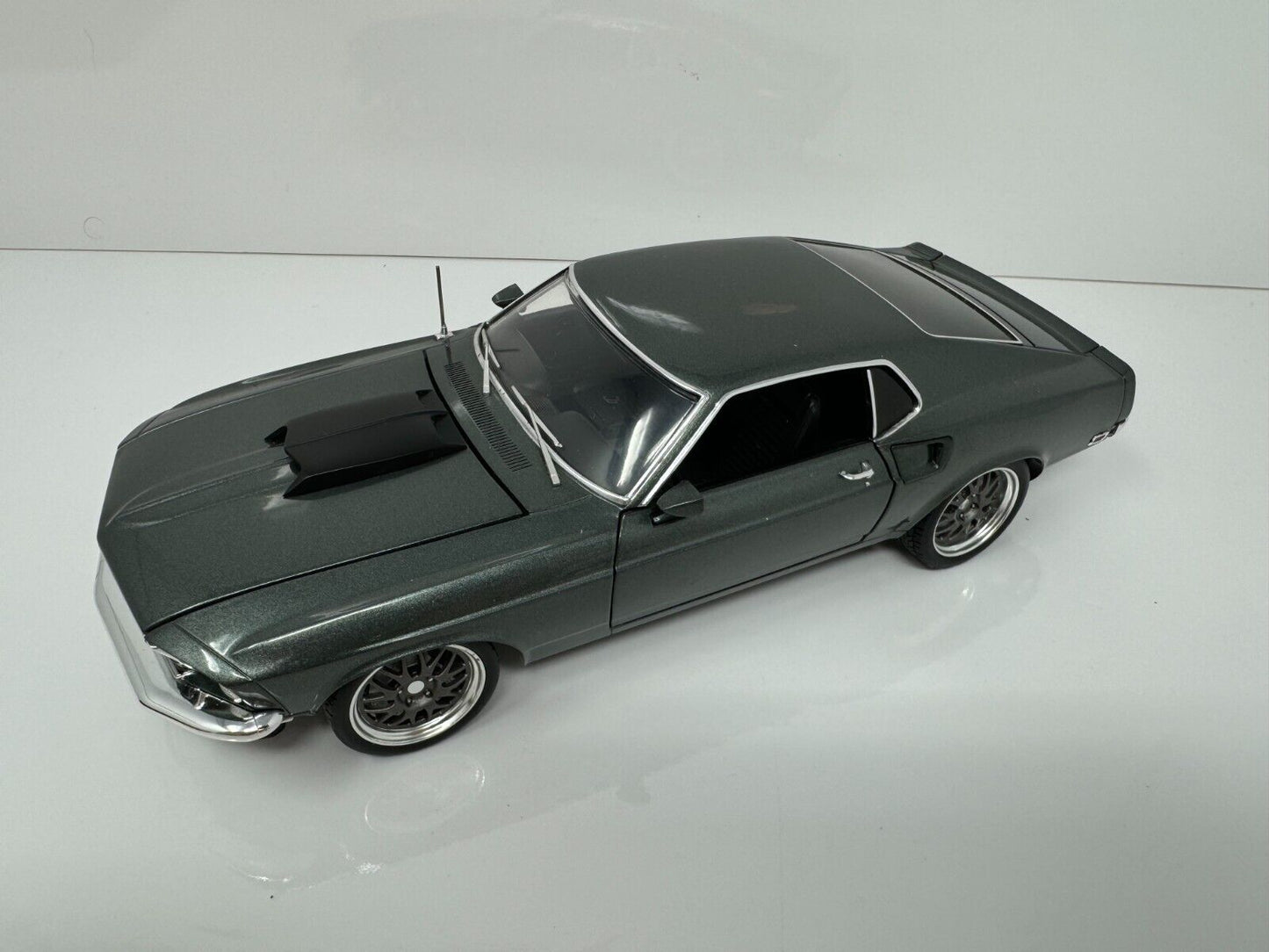 Acme 1969 Ford Mustang GT Bullet Street Fighter 1:18 Diecast 1 of 1092