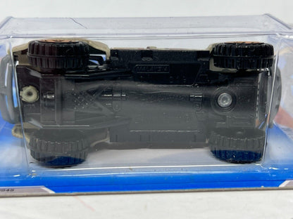 Hot Wheels 2010 HW Premiere Sandblaster Fantasy Cars 1:64 Diecast