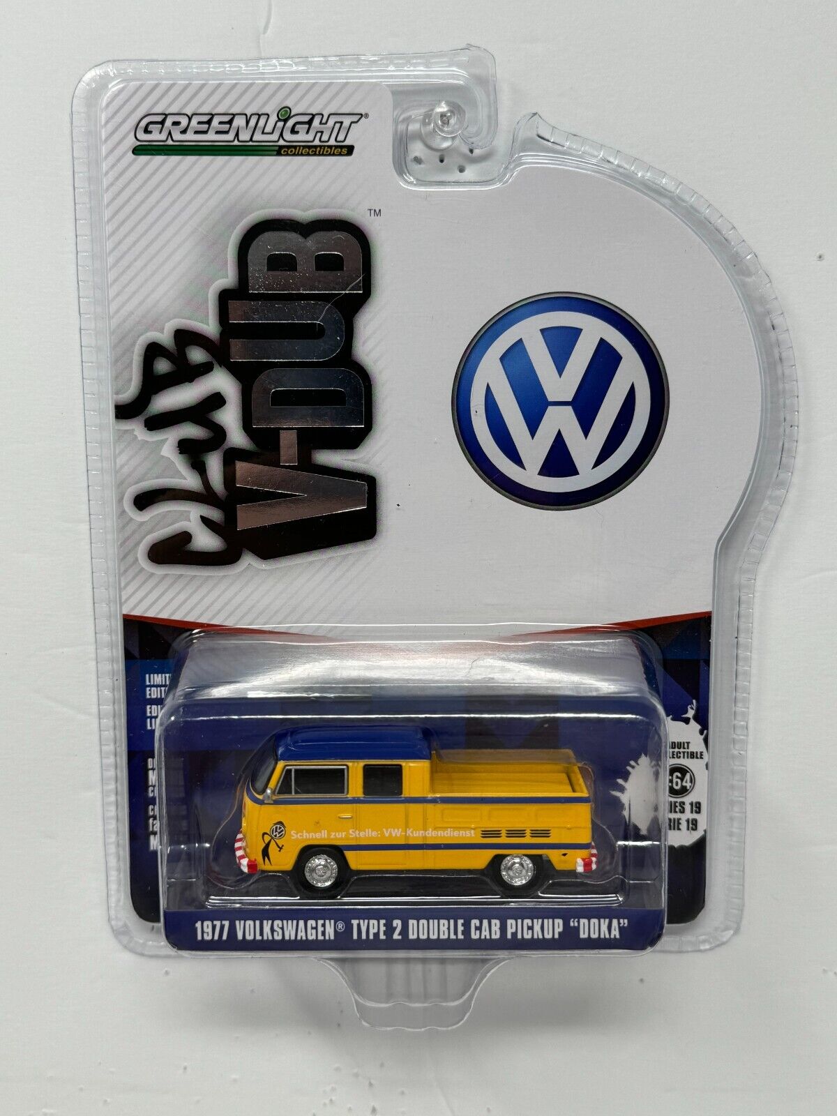 Greenlight Club V-Dub 1977 Volkswagen Type  Double Cab Pickup DOKA 1:64 Diecast