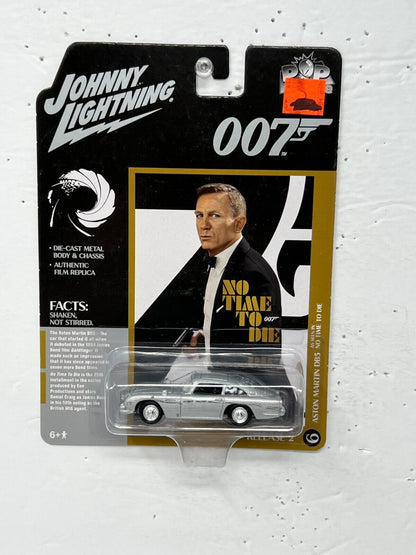 Johnny Lightning 007 No Time to Die Aston Martin DB5 1:64 Diecast