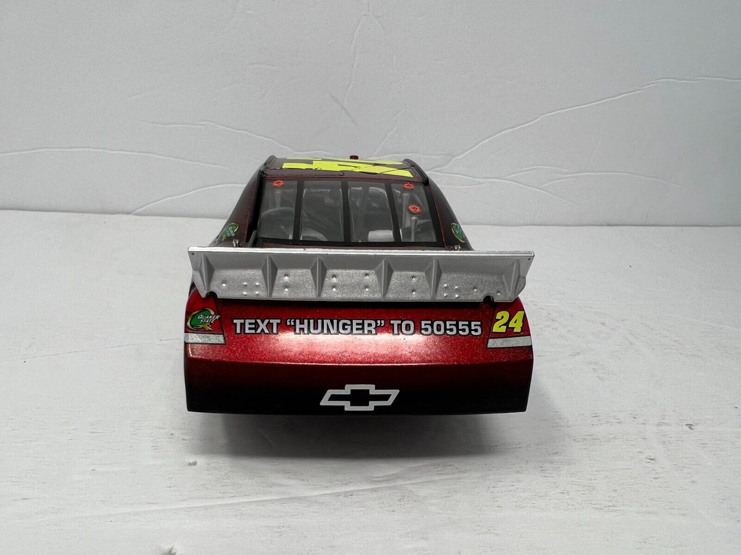 Lionel Nascar #24 Jeff Gordon AARP Drive to End Hunger Flashcoat 1:24 Diecast