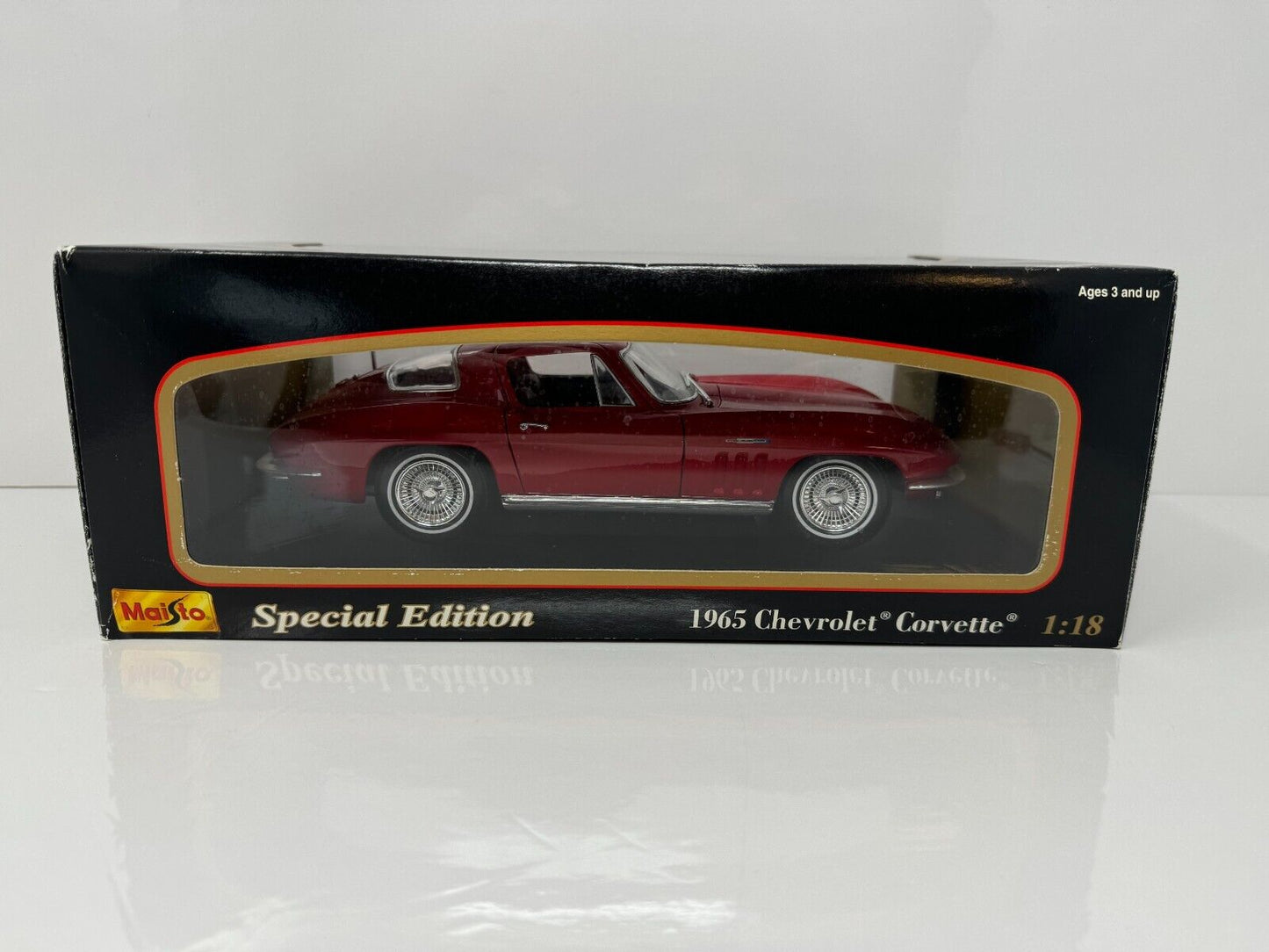 Maisto 1965 Chevrolet Corvette Special Edition 1:18 Diecast Red Color