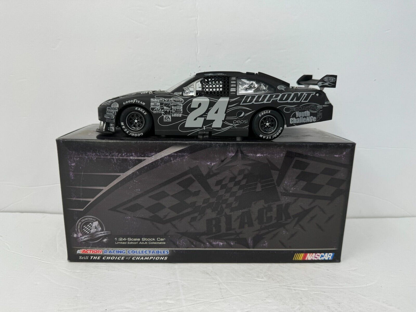 Action Nascar #24 Jeff Gordon ARC Black Label 2009 Chevy Impala SS 1:24 Diecast