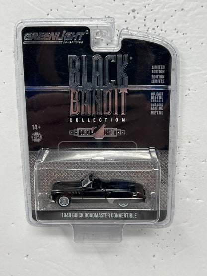 Greenlight Black Bandit 1949 Buick Roadmaster Convertible 1:64 Diecast V5