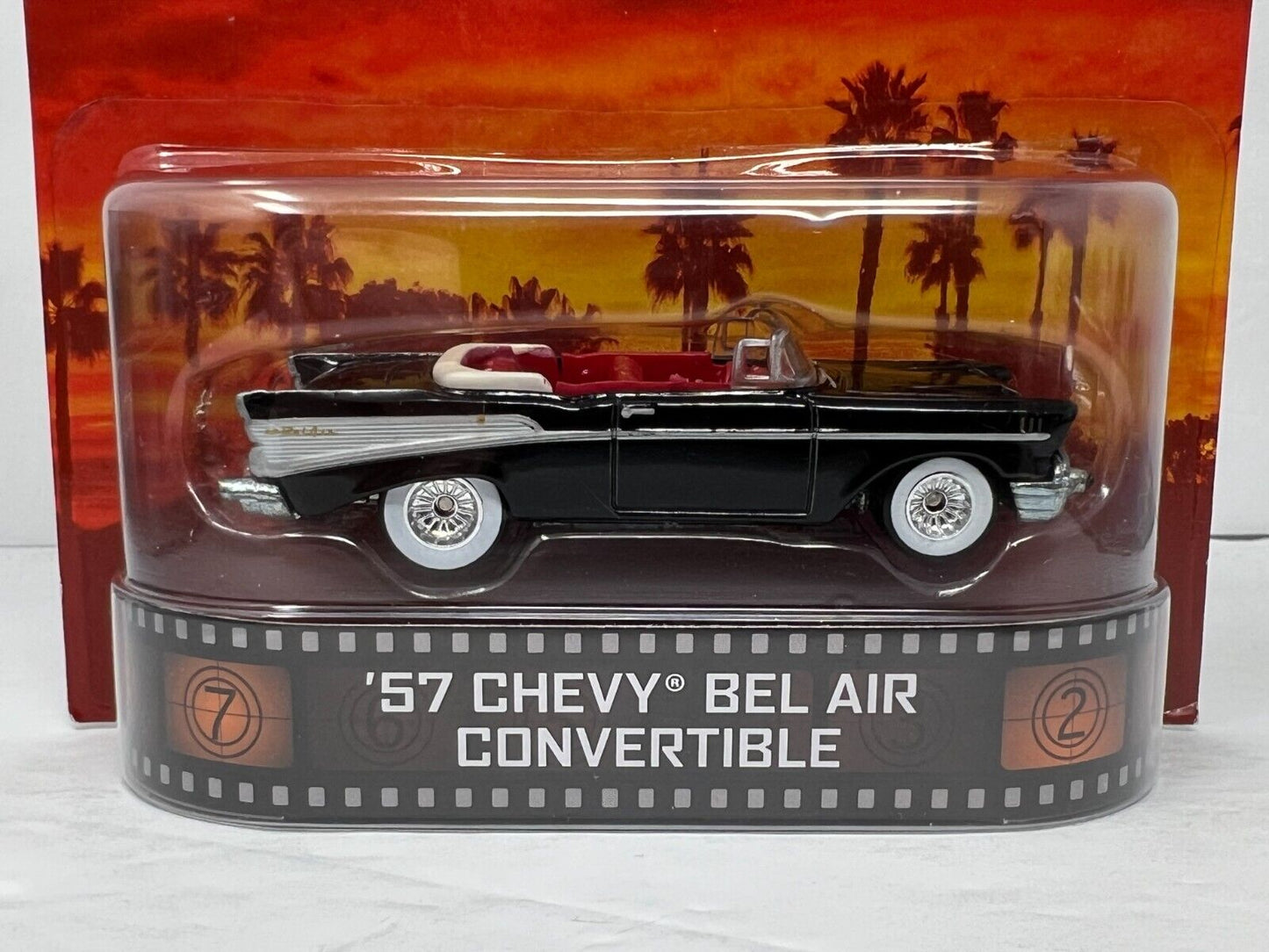 Hot Wheels Retro Entertainment Simon & Simon 1957 Chevy Bel Air 1:64 Diecast