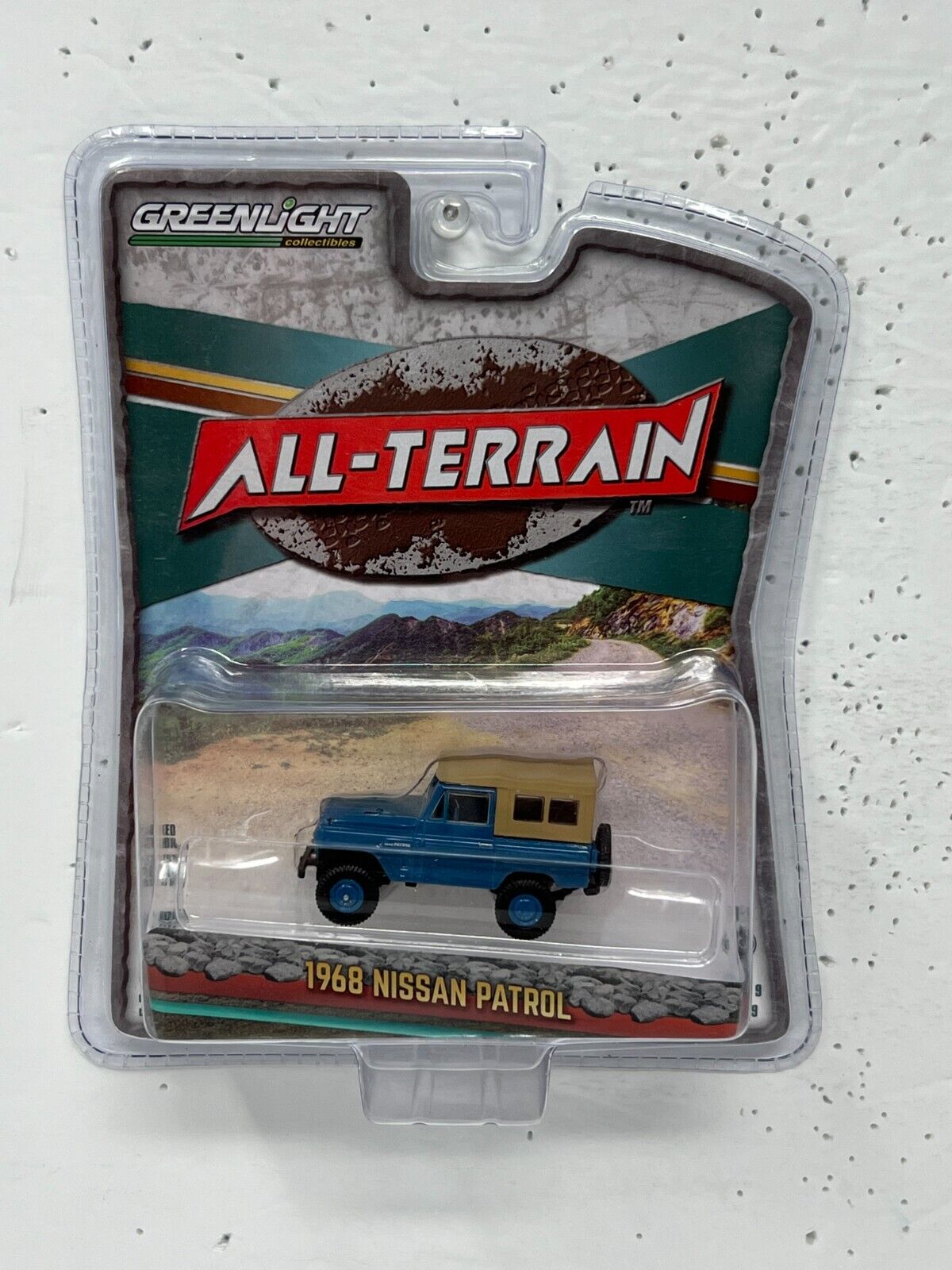 Greenlight All-Terrain 1968 Nissan Patrol 1:64 Diecast Version 2