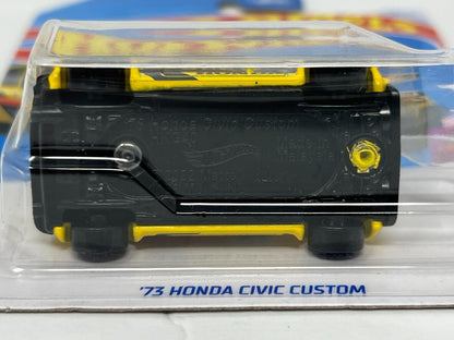 Hot Wheels Compact Kings 1973 Honda Civic Custom 1:64 Diecast