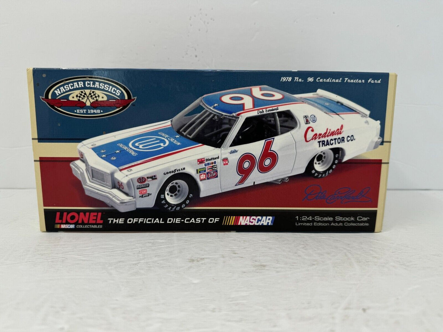 Lionel Nascar #96 Dale Earnhardt Cardinal Tractor 1978 Ford Torino 1:24 Diecast