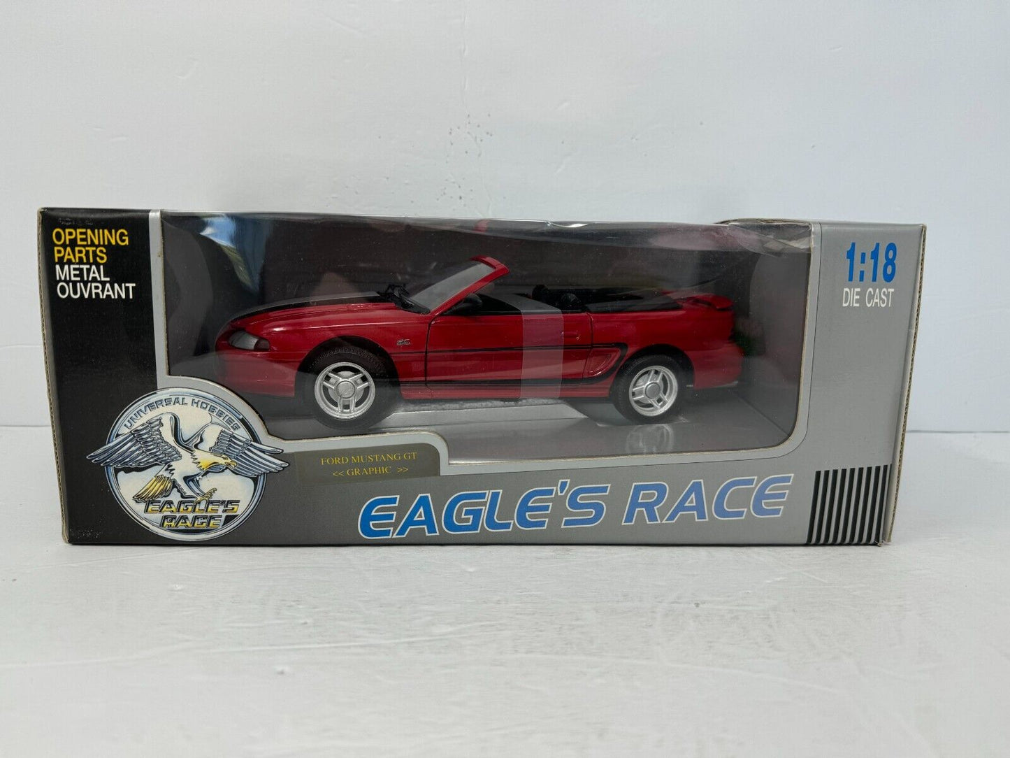 Universal Hobbies Eagle's Race 1994 Ford Mustang GT Convertible 1:18 Diecast