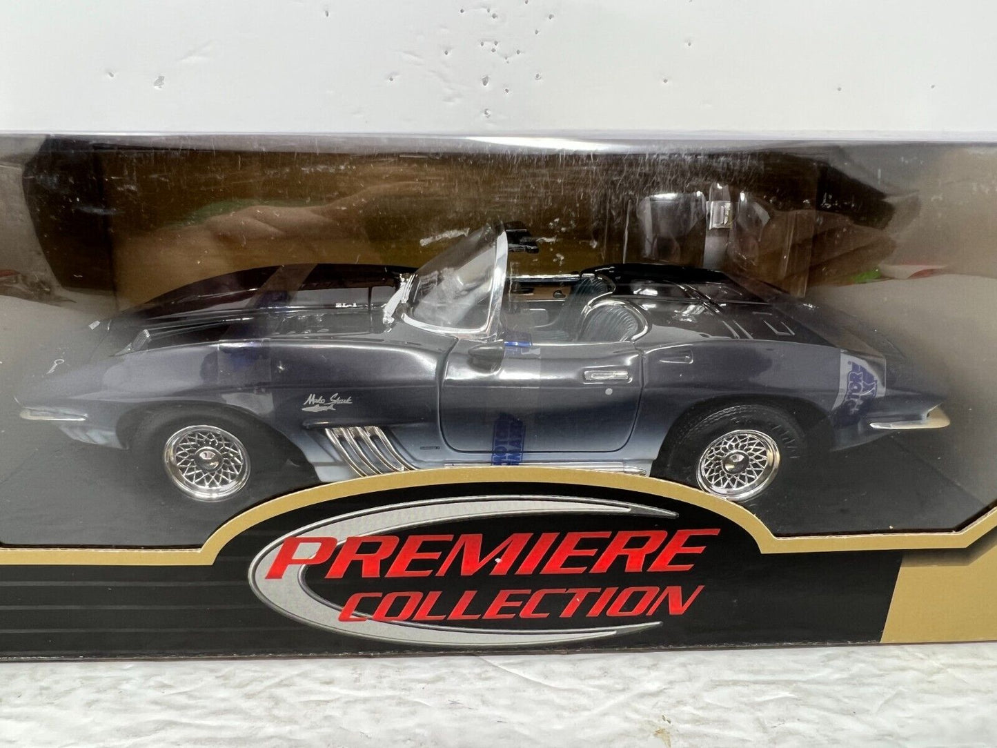 Motormax Mako Shark Premiere Collection 1:18 Diecast