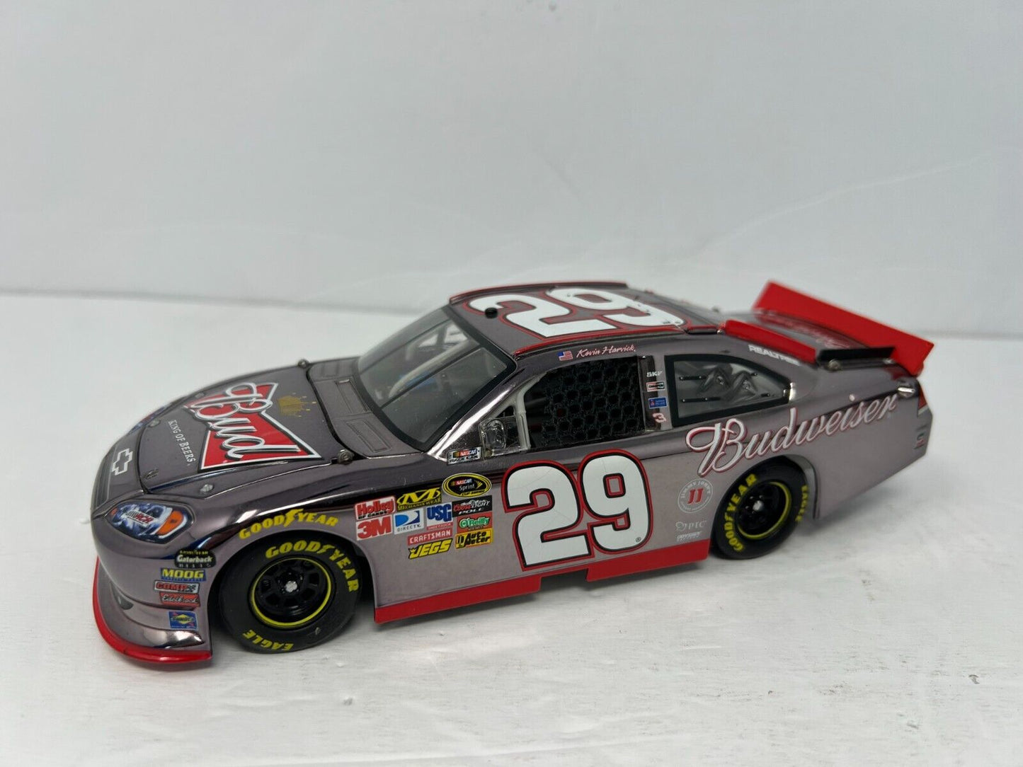 Lionel Nascar #29 Kevin Harvick Budweiser '11 Chevy Impala Gunmetal 1:24 Diecast