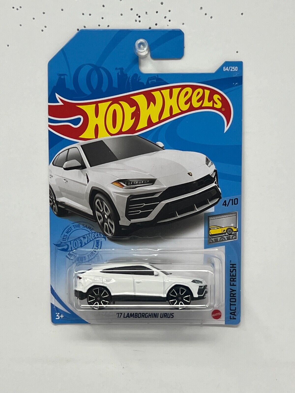 Hot Wheels Factory Fresh 2017 Lamborghini Urus 1:64 Diecast V4