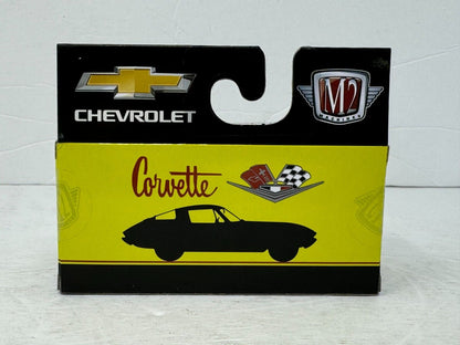 M2 Machines 1966 Chevrolet Corvette 327 1:64 Diecast