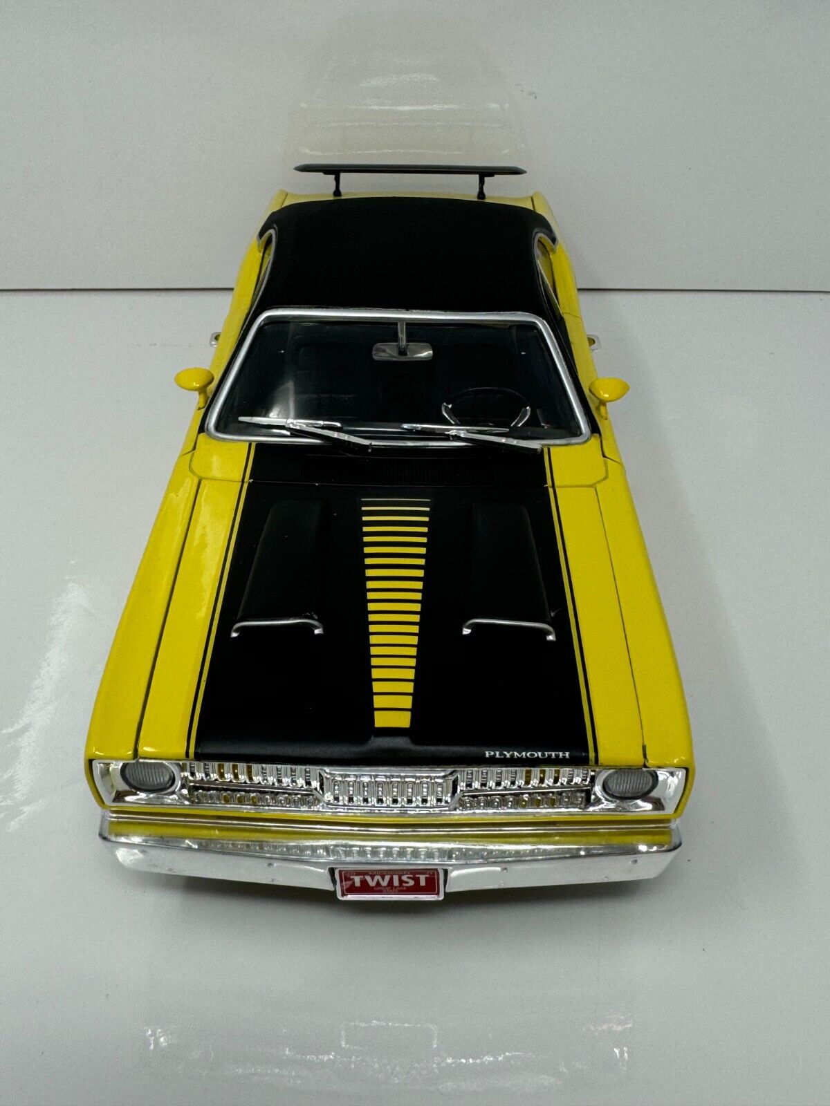 Ertl American Muscle 1971 Plymouth Duster 340 Hobby Edition 118 Diecast 1 of 500