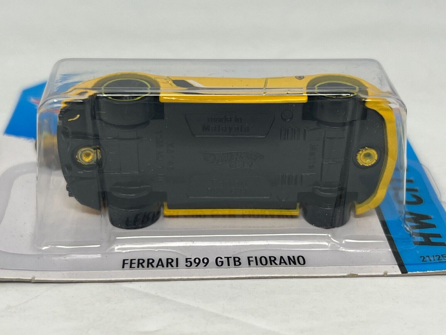 Hot Wheels HW City Ferrari 599 GTB Fiorano Yellow 1:64 Diecast Version 2