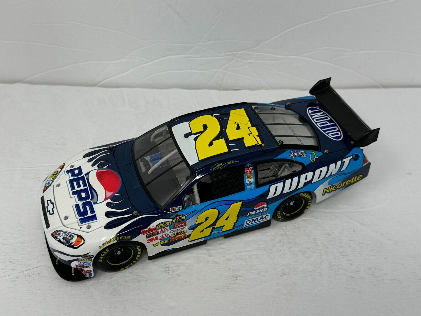 Motorsports Authentics #24 Jeff Gordon Pepsi 2007 Impala SS COT 1:24 Diecast