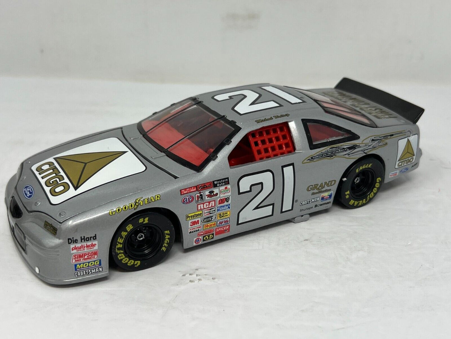 Action Nascar #21 Michael Waltrip Star Trek Ford Thunderbird 1:24 Diecast