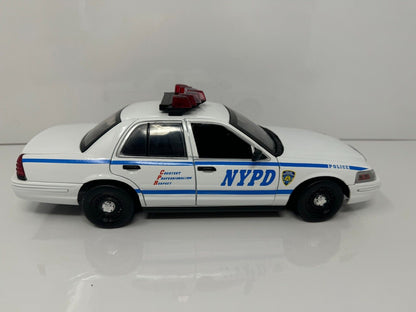 Greenlight NYPD Police Department Ford Crown Victoria Interceptor 1:18 Diecast