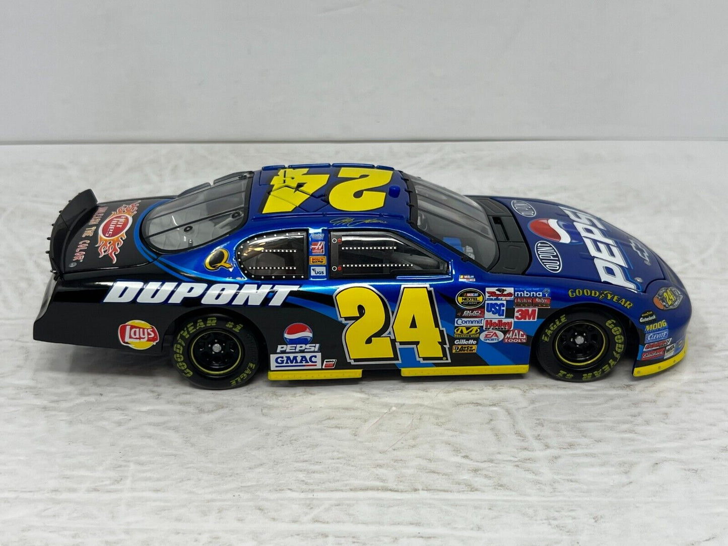 Action Nascar #24 Jeff Gordon DuPont Pepsi GM Dealer Chevy 1:24 Diecast 1 of 720