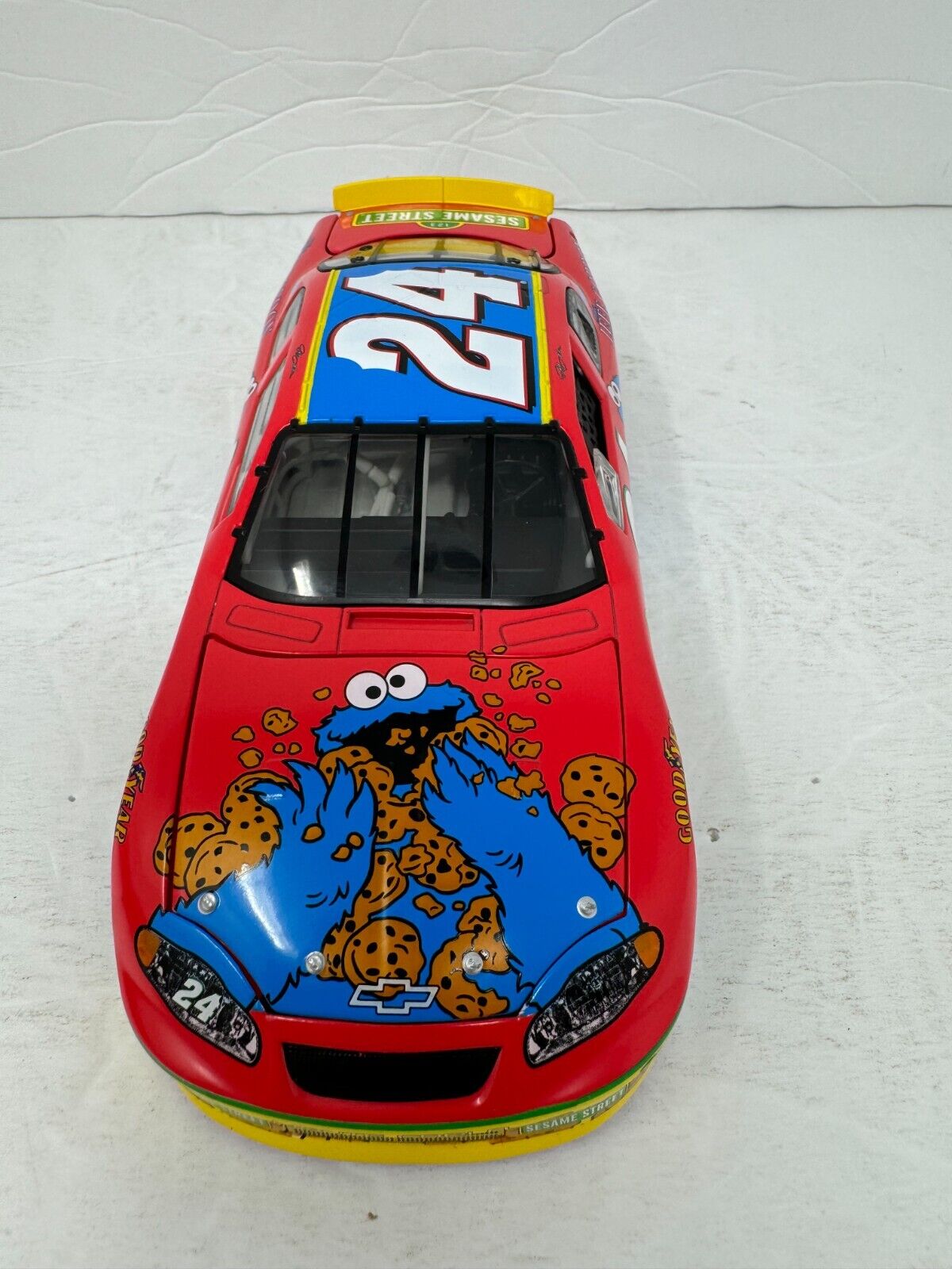 Action Nascar #24 Jeff Gordon Foundation Sesame Street 2003 Chevy 1:24 Diecast