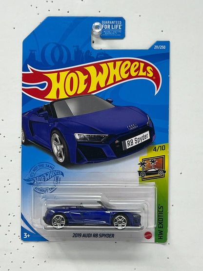 Hot Wheels Exotics 2019 Audi R8 Spyder 1:64 Diecast