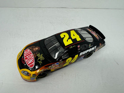 Action Nascar #24 Jeff Gordon DuPont The Wizard of Oz 2004 Chevy 1:24 Diecast