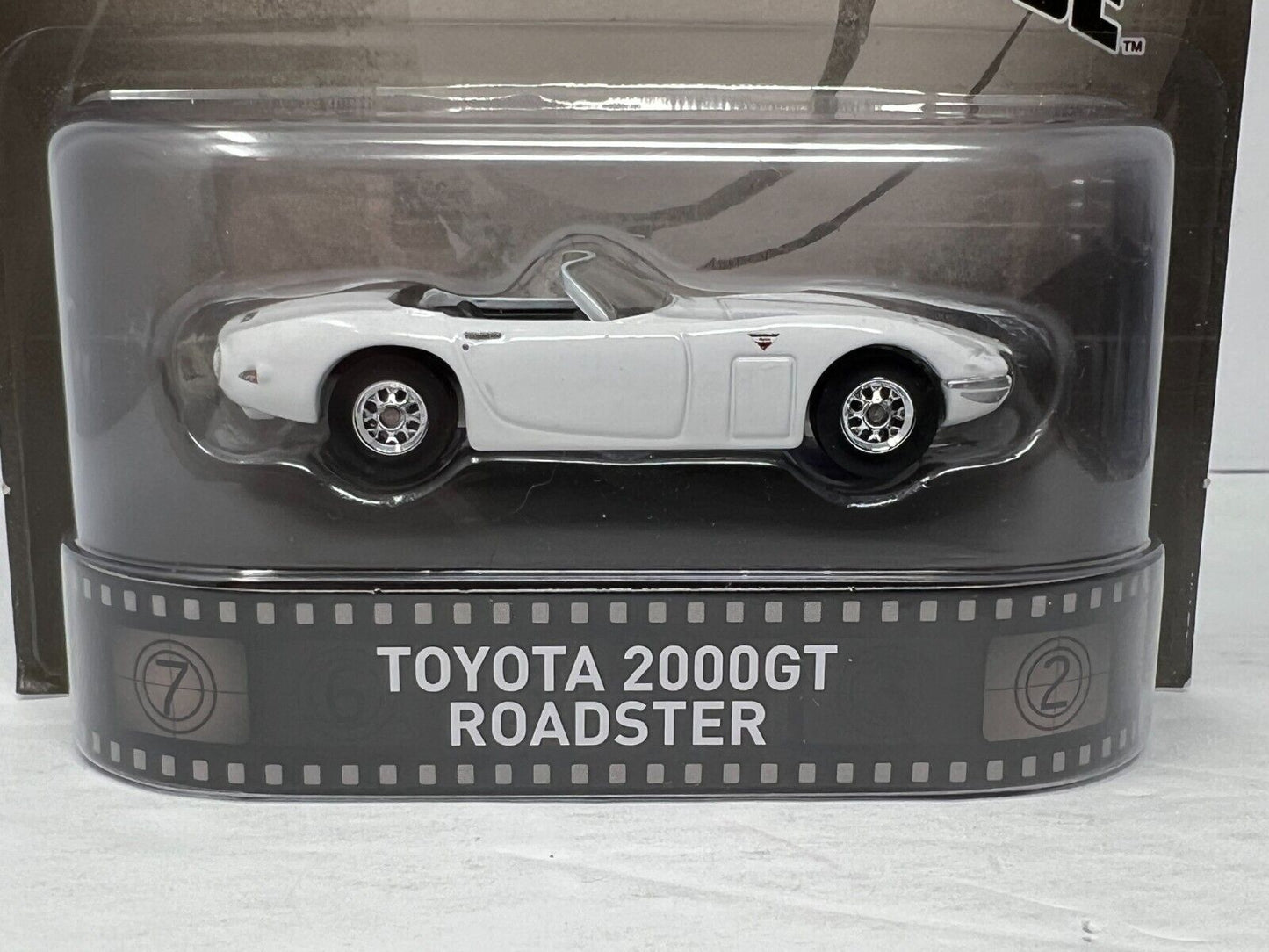 Hot Wheels Retro Entertainment 007 Toyota 2000GT Roadster 1:64 Diecast